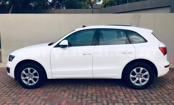 Buy Used Audi Q5 White Car in Livingstone in Zambia Buy Used Audi Q5 White Car in Livingstone in Zambia