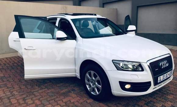 Buy Used Audi Q5 White Car in Livingstone in Zambia Buy Used Audi Q5 White Car in Livingstone in Zambia