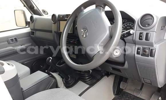 Buy Used Toyota Land Cruiser White Car in Lusaka in Zambia Buy Used Toyota Land Cruiser White Car in Lusaka in Zambia