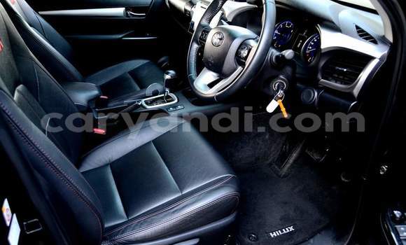 Tenga Tsaru Toyota Hilux Bhurawuni Mota in Lusaka in Zambia Tenga Tsaru Toyota Hilux Bhurawuni Mota in Lusaka in Zambia