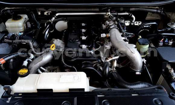 Acheter Occasion Voiture Toyota Land Cruiser Prado Blanc à Livingstone, Zambie Acheter Occasion Voiture Toyota Land Cruiser Prado Blanc à Livingstone, Zambie