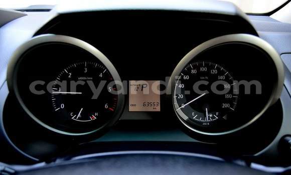 Acheter Occasion Voiture Toyota Land Cruiser Prado Blanc à Livingstone, Zambie Acheter Occasion Voiture Toyota Land Cruiser Prado Blanc à Livingstone, Zambie
