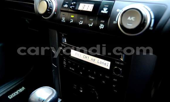 Acheter Occasion Voiture Toyota Land Cruiser Prado Blanc à Livingstone, Zambie Acheter Occasion Voiture Toyota Land Cruiser Prado Blanc à Livingstone, Zambie