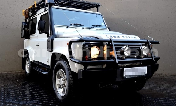Buy Used Land Rover Defender White Car in Livingstone in Zambia Buy Used Land Rover Defender White Car in Livingstone in Zambia