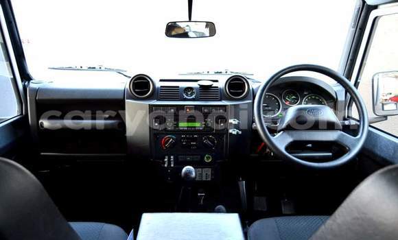 Buy Used Land Rover Defender White Car in Livingstone in Zambia Buy Used Land Rover Defender White Car in Livingstone in Zambia