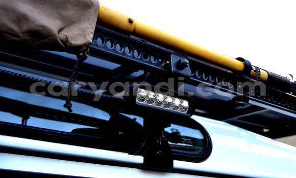 Buy Used Land Rover Defender White Car in Livingstone in Zambia Buy Used Land Rover Defender White Car in Livingstone in Zambia