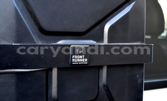 Buy Used Land Rover Defender White Car in Livingstone in Zambia Buy Used Land Rover Defender White Car in Livingstone in Zambia