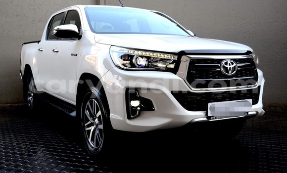 Acheter Occasion Voiture Toyota Hilux Blanc à Lusaka, Zambie Acheter Occasion Voiture Toyota Hilux Blanc à Lusaka, Zambie