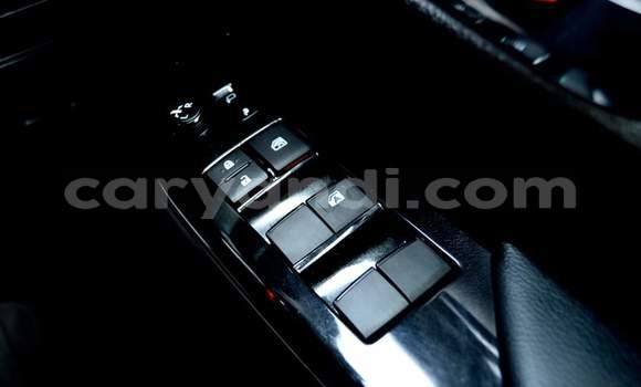 Acheter Occasion Voiture Toyota Hilux Blanc à Lusaka, Zambie Acheter Occasion Voiture Toyota Hilux Blanc à Lusaka, Zambie