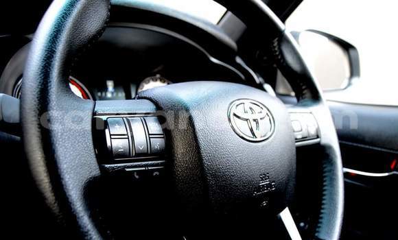 Acheter Occasion Voiture Toyota Hilux Blanc à Lusaka, Zambie Acheter Occasion Voiture Toyota Hilux Blanc à Lusaka, Zambie