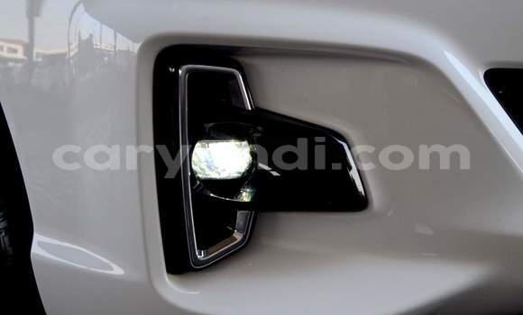 Acheter Occasion Voiture Toyota Hilux Blanc à Lusaka, Zambie Acheter Occasion Voiture Toyota Hilux Blanc à Lusaka, Zambie