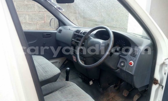 Acheter Occasion Voiture Toyota Hiace Blanc à Lusaka, Zambie Acheter Occasion Voiture Toyota Hiace Blanc à Lusaka, Zambie