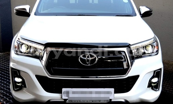 Acheter Occasion Voiture Toyota Hilux Blanc à Lusaka, Zambie Acheter Occasion Voiture Toyota Hilux Blanc à Lusaka, Zambie