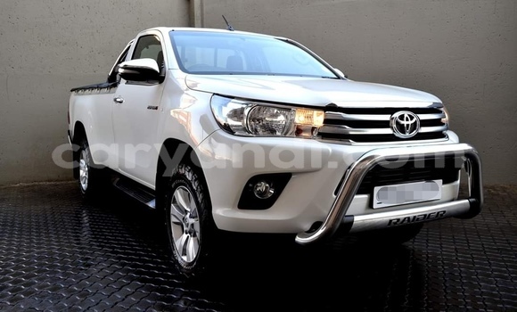 Buy Used Toyota Hilux White Car in Kitwe in Zambia Buy Used Toyota Hilux White Car in Kitwe in Zambia