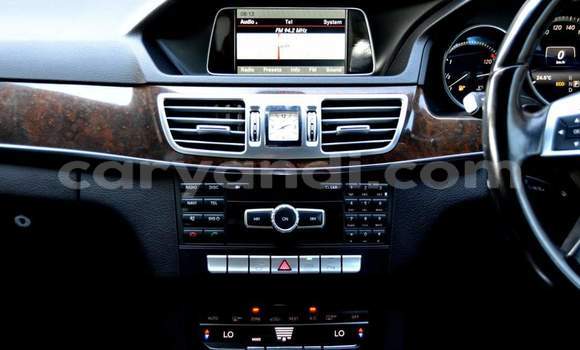 Tenga Tsaru Mercedes‒Benz E–Class Chena Mota in Lusaka in Zambia Tenga Tsaru Mercedes‒Benz E–Class Chena Mota in Lusaka in Zambia