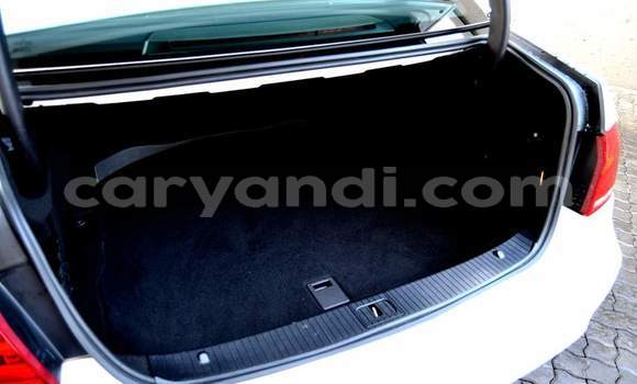 Tenga Tsaru Mercedes‒Benz E–Class Chena Mota in Lusaka in Zambia Tenga Tsaru Mercedes‒Benz E–Class Chena Mota in Lusaka in Zambia