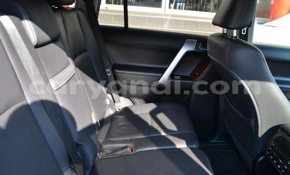 Nunua Ilio tumika Toyota Land Cruiser Prado Nyeupe Gari ndani ya Mazabuka nchini Kusini Nunua Ilio tumika Toyota Land Cruiser Prado Nyeupe Gari ndani ya Mazabuka nchini Kusini