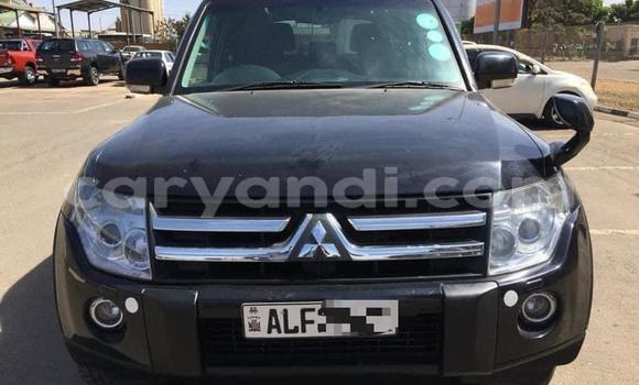 Acheter Occasion Voiture Mitsubishi Pajero Noir à Lusaka, Zambie Acheter Occasion Voiture Mitsubishi Pajero Noir à Lusaka, Zambie
