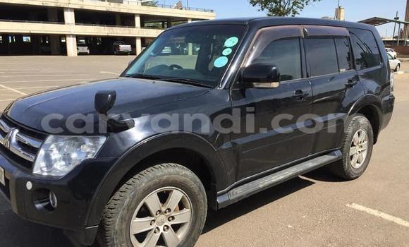 Acheter Occasion Voiture Mitsubishi Pajero Noir à Lusaka, Zambie Acheter Occasion Voiture Mitsubishi Pajero Noir à Lusaka, Zambie