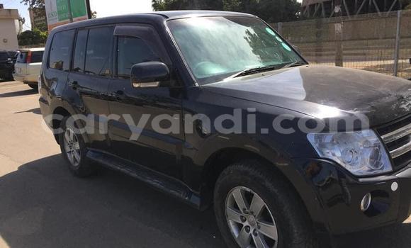 Acheter Occasion Voiture Mitsubishi Pajero Noir à Lusaka, Zambie Acheter Occasion Voiture Mitsubishi Pajero Noir à Lusaka, Zambie