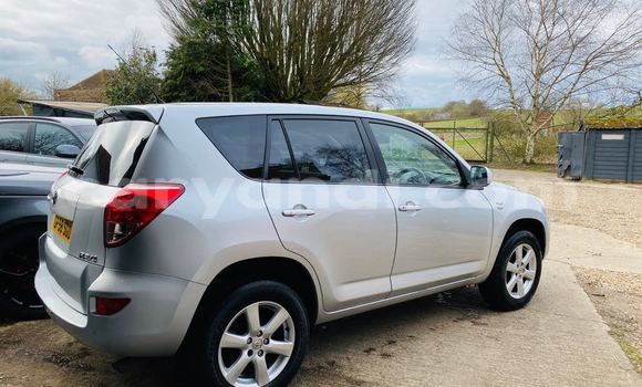 Acheter Occasion Voiture Toyota RAV4 Gris à Lusaka, Zambie Acheter Occasion Voiture Toyota RAV4 Gris à Lusaka, Zambie
