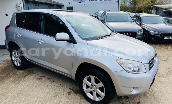 Acheter Occasion Voiture Toyota RAV4 Gris à Lusaka, Zambie Acheter Occasion Voiture Toyota RAV4 Gris à Lusaka, Zambie