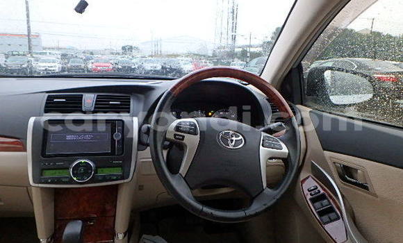 Tenga Tsaru Toyota Allion Sirivha Mota in Solwezi in North-Western Tenga Tsaru Toyota Allion Sirivha Mota in Solwezi in North-Western