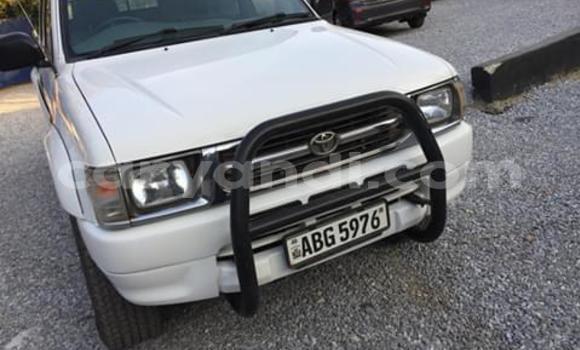 Acheter Occasion Voiture Toyota Hilux Gris à Lusaka, Zambie Acheter Occasion Voiture Toyota Hilux Gris à Lusaka, Zambie