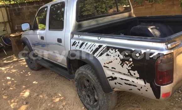 Acheter Occasion Voiture Toyota Hilux Gris à Lusaka, Zambie Acheter Occasion Voiture Toyota Hilux Gris à Lusaka, Zambie