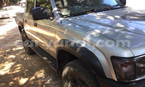 Acheter Occasion Voiture Toyota Hilux Gris à Lusaka, Zambie Acheter Occasion Voiture Toyota Hilux Gris à Lusaka, Zambie