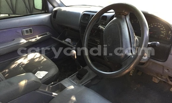 Acheter Occasion Voiture Toyota Hilux Gris à Lusaka, Zambie Acheter Occasion Voiture Toyota Hilux Gris à Lusaka, Zambie