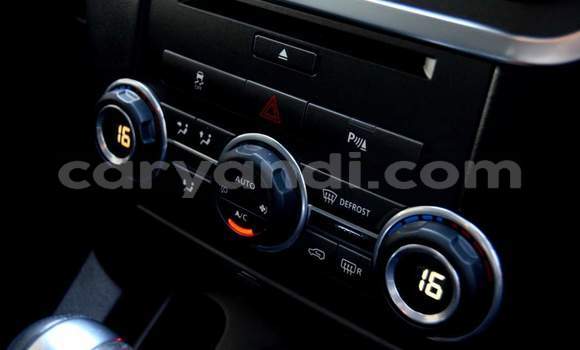 Buy Used Land Rover Discovery White Car in Lusaka in Zambia Buy Used Land Rover Discovery White Car in Lusaka in Zambia