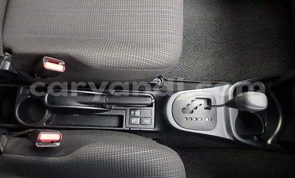 Nunua Ilio tumika Toyota Vitz Fedha Gari ndani ya Lusaka nchini Zambia Nunua Ilio tumika Toyota Vitz Fedha Gari ndani ya Lusaka nchini Zambia