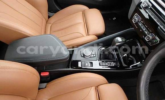 Acheter Occasion Voiture BMW X1 Blanc à Lusaka, Zambie Acheter Occasion Voiture BMW X1 Blanc à Lusaka, Zambie