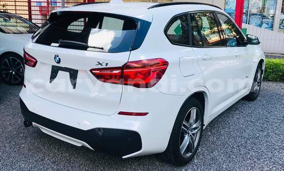 Acheter Occasion Voiture BMW X1 Blanc à Lusaka, Zambie Acheter Occasion Voiture BMW X1 Blanc à Lusaka, Zambie