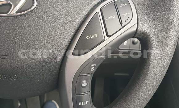 Acheter Occasion Voiture Hyundai Elantra Bleu à Livingstone, Zambie Acheter Occasion Voiture Hyundai Elantra Bleu à Livingstone, Zambie