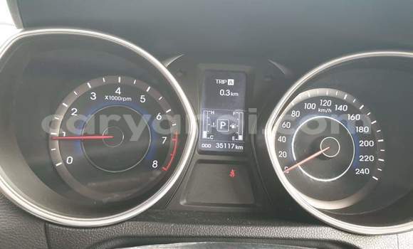 Acheter Occasion Voiture Hyundai Elantra Bleu à Livingstone, Zambie Acheter Occasion Voiture Hyundai Elantra Bleu à Livingstone, Zambie