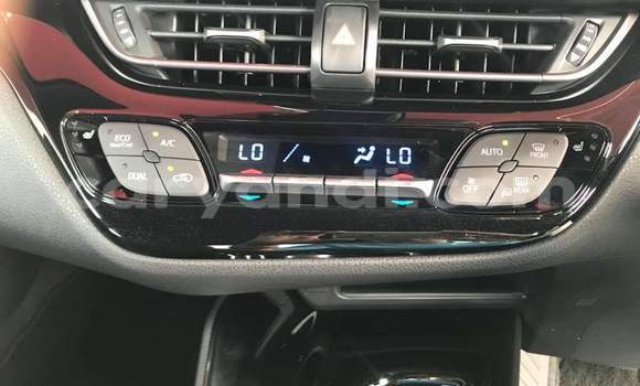 Acheter Occasion Voiture Toyota C-HR Bleu à Chingola, Zambie Acheter Occasion Voiture Toyota C-HR Bleu à Chingola, Zambie