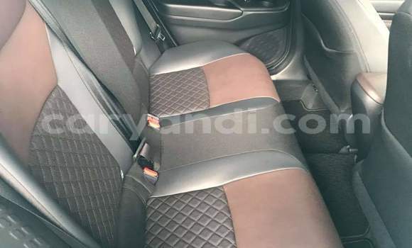 Acheter Occasion Voiture Toyota C-HR Bleu à Chingola, Zambie Acheter Occasion Voiture Toyota C-HR Bleu à Chingola, Zambie