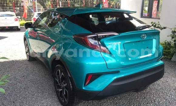 Acheter Occasion Voiture Toyota C-HR Bleu à Chingola, Zambie Acheter Occasion Voiture Toyota C-HR Bleu à Chingola, Zambie