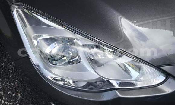 Tenga Tsaru Toyota Aqua Sirivha Mota in Chingola in Zambia Tenga Tsaru Toyota Aqua Sirivha Mota in Chingola in Zambia