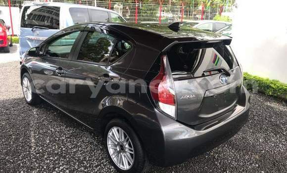 Tenga Tsaru Toyota Aqua Sirivha Mota in Chingola in Zambia Tenga Tsaru Toyota Aqua Sirivha Mota in Chingola in Zambia