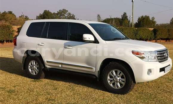 Buy Used Toyota Land Cruiser Prado White Car in Lusaka in Zambia Buy Used Toyota Land Cruiser Prado White Car in Lusaka in Zambia