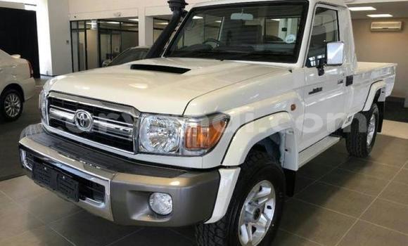Buy Used Toyota Land Cruiser Beige Car in Lusaka in Zambia Buy Used Toyota Land Cruiser Beige Car in Lusaka in Zambia