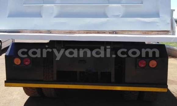 Buy Used Hino 300 Series White Truck in Lusaka in Zambia Buy Used Hino 300 Series White Truck in Lusaka in Zambia