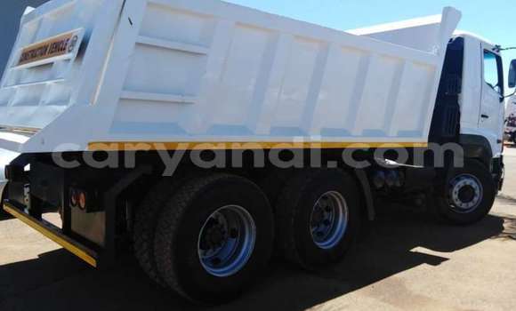 Buy Used Hino 300 Series White Truck in Lusaka in Zambia Buy Used Hino 300 Series White Truck in Lusaka in Zambia