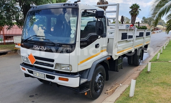 Buy Used Isuzu FTR 850 White Truck in Lusaka in Zambia Buy Used Isuzu FTR 850 White Truck in Lusaka in Zambia