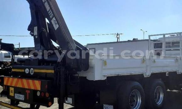 Tenga Tsaru Nissan UD Chena Rori in Chingola in Zambia Tenga Tsaru Nissan UD Chena Rori in Chingola in Zambia