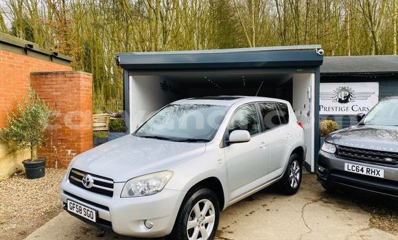 Buy Used Toyota RAV4 Silver Car in Lusaka in Zambia