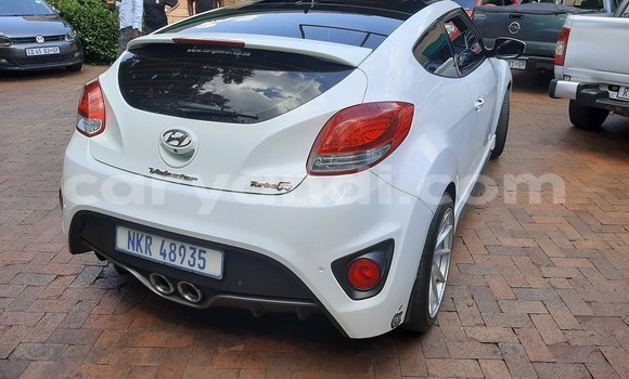 Buy Used Hyundai Veloster White Car in Chingola in Zambia Buy Used Hyundai Veloster White Car in Chingola in Zambia